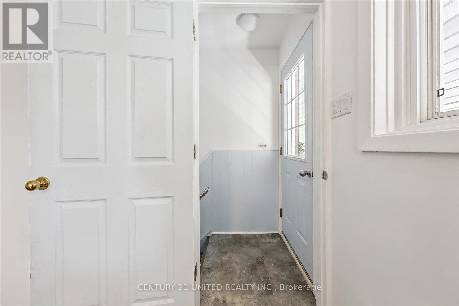 521 Raymond Street, Peterborough North (South), Ontario  K9H 5M7 - Photo 31 - X12326860
