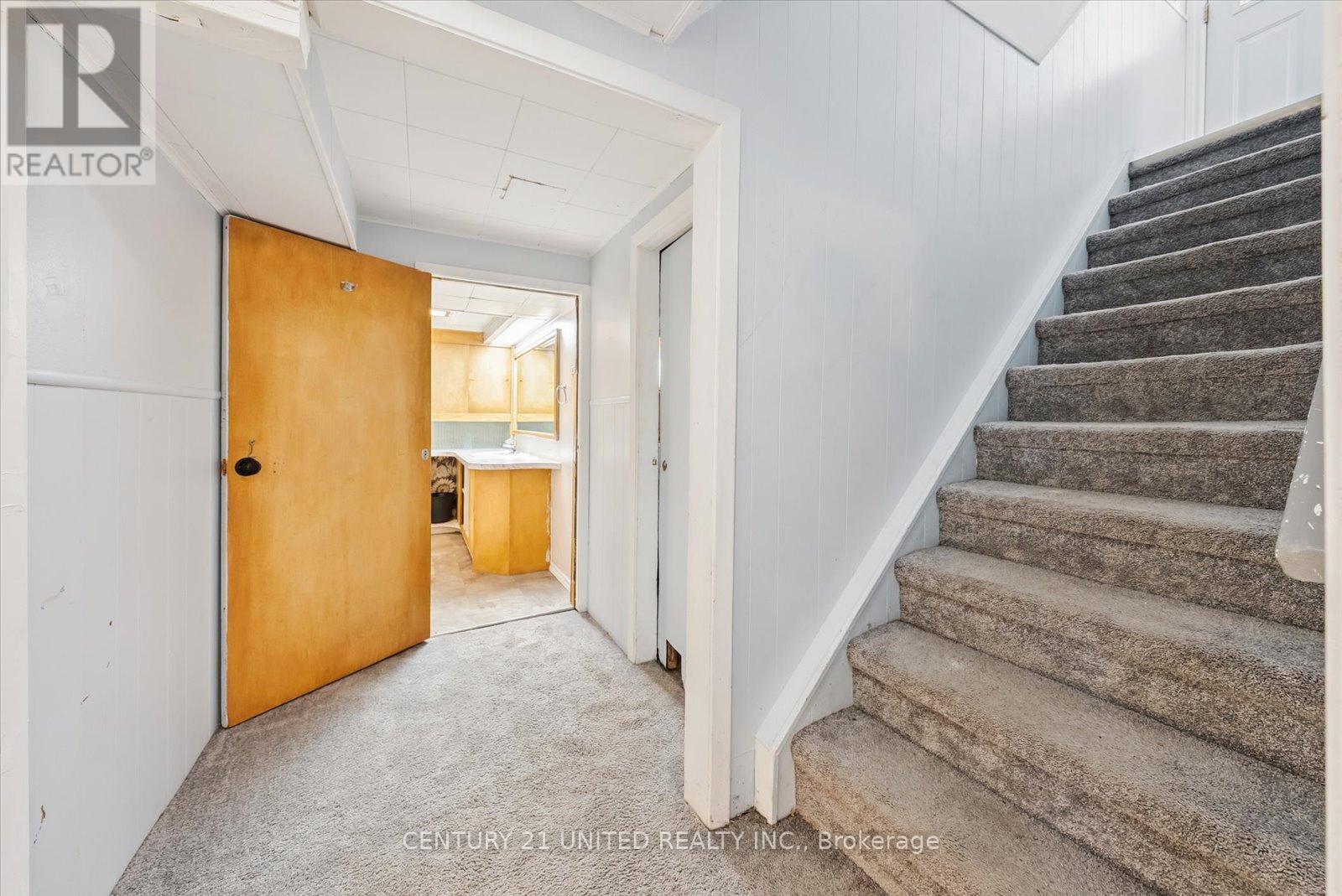 521 Raymond Street, Peterborough North (South), Ontario  K9H 5M7 - Photo 44 - X12326860