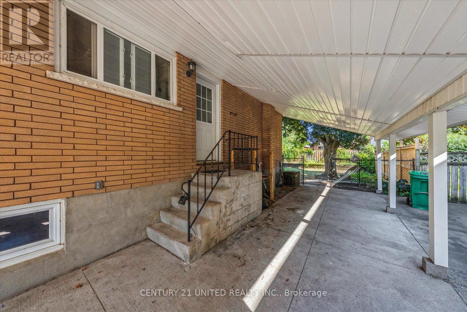 521 Raymond Street, Peterborough North (South), Ontario  K9H 5M7 - Photo 49 - X12326860