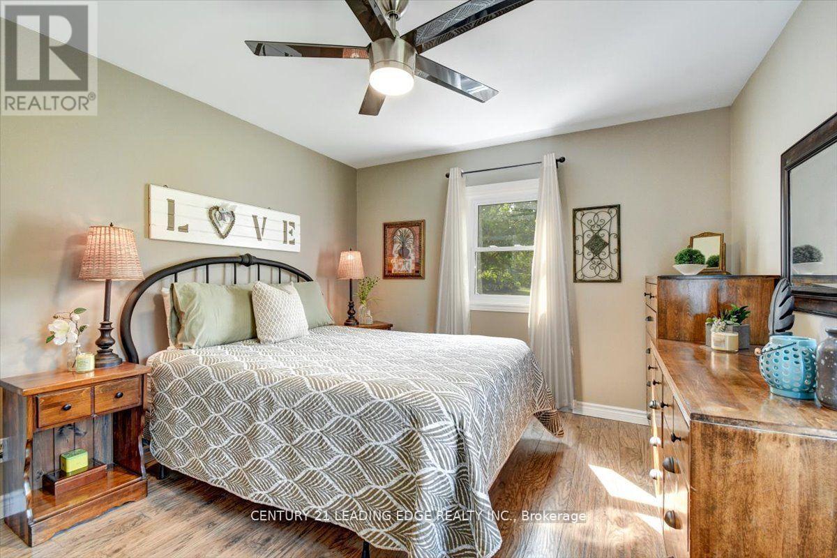 281 Crawford Road, Bancroft (Dungannon Ward), Ontario  K0L 2L0 - Photo 16 - X12326610