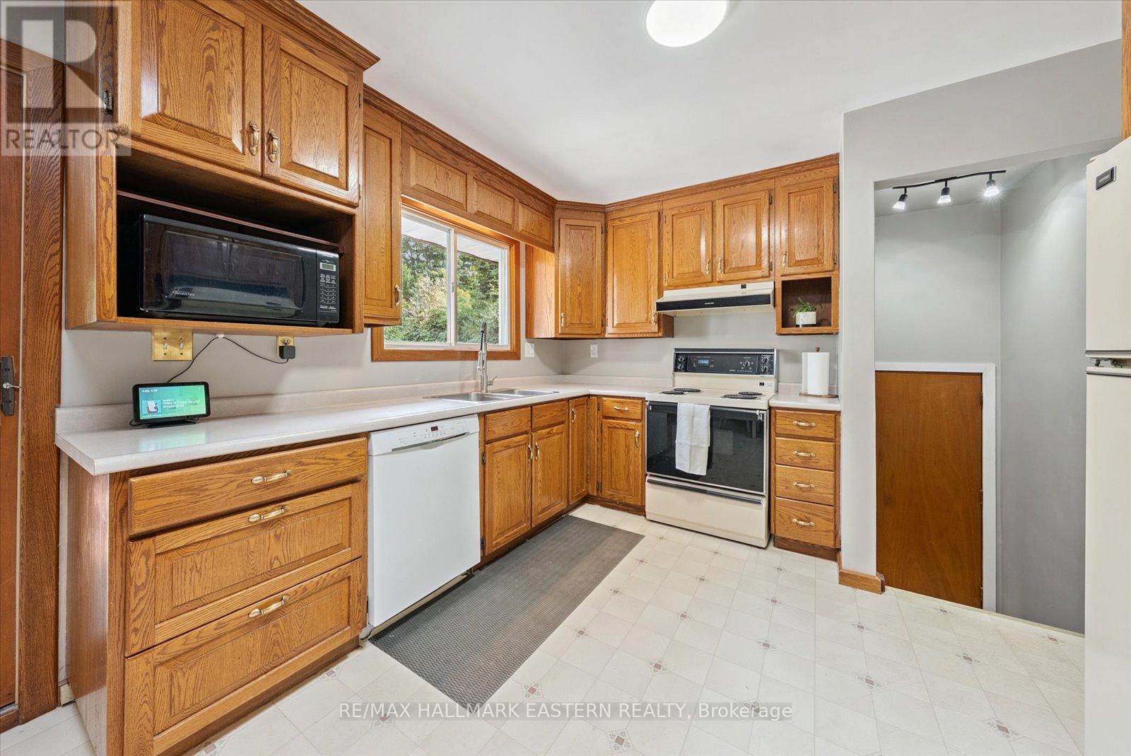 971 Jopling Drive, Selwyn, Ontario  K0L 1H0 - Photo 6 - X12326974
