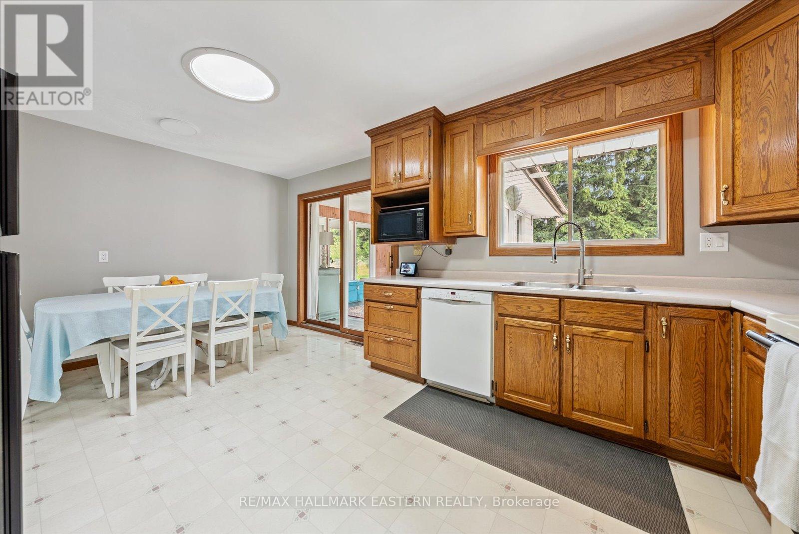 971 Jopling Drive, Selwyn, Ontario  K0L 1H0 - Photo 7 - X12326974