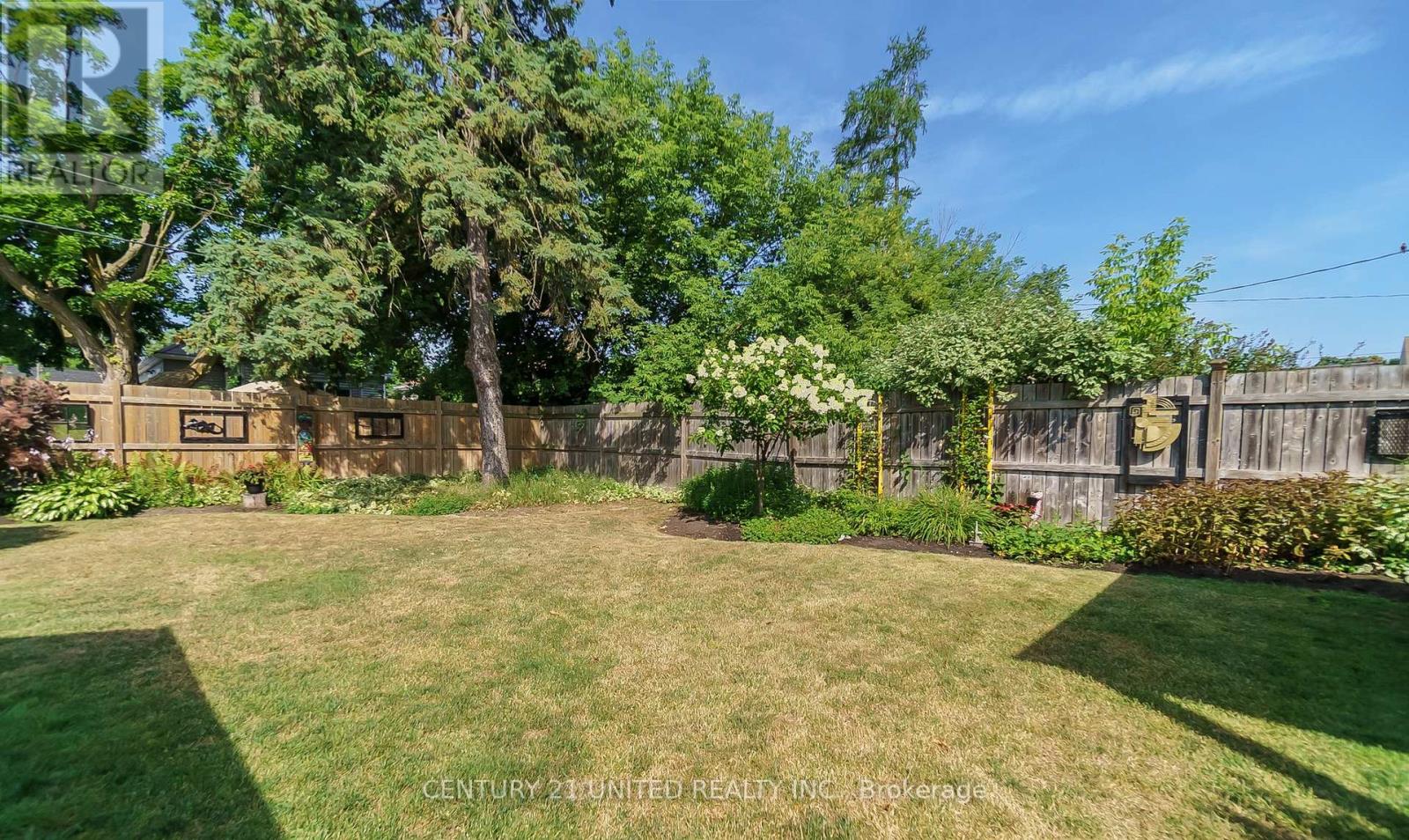 647 Montrose Street, Peterborough South (West), Ontario  K9J 3C3 - Photo 40 - X12327193