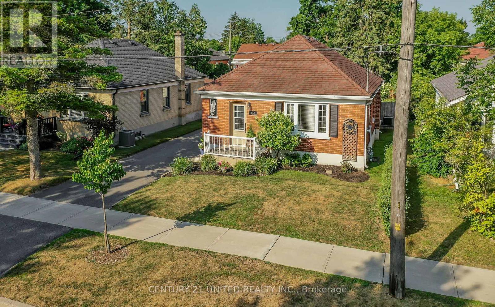 647 Montrose Street, Peterborough South (West), Ontario  K9J 3C3 - Photo 50 - X12327193