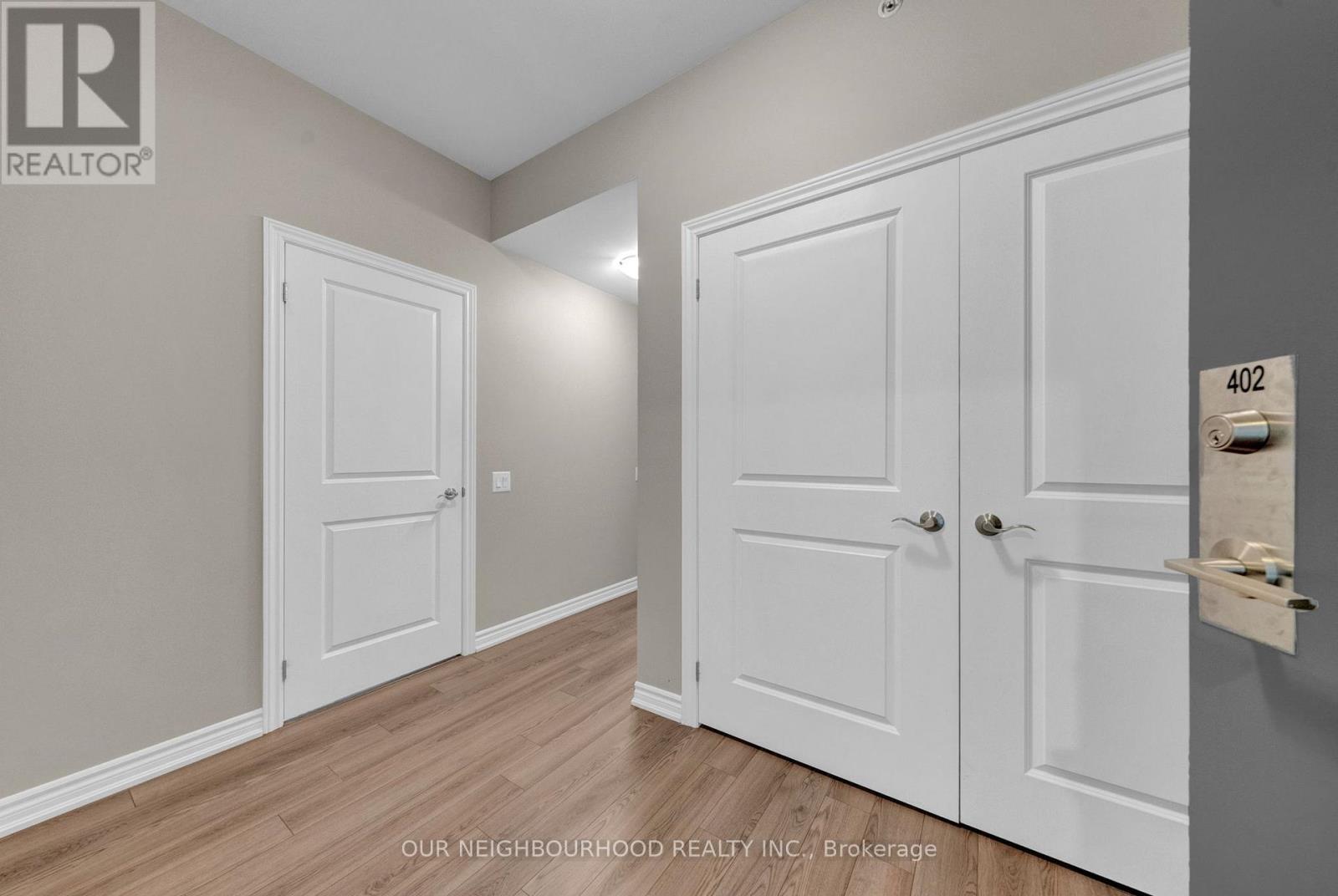 402 - 109 King Avenue E, Clarington (Newcastle), Ontario  L1B 1H3 - Photo 4 - E12327385