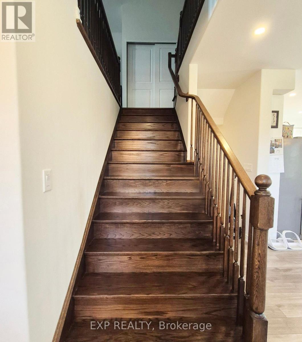 1056 Rippingale Trail, Peterborough North (North), Ontario  K9H 0J8 - Photo 14 - X12327218