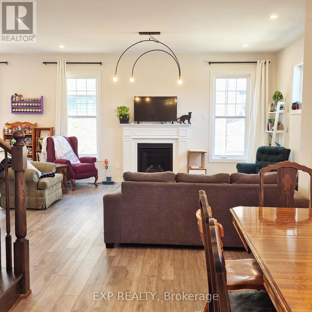 1056 Rippingale Trail, Peterborough North (North), Ontario  K9H 0J8 - Photo 4 - X12327218