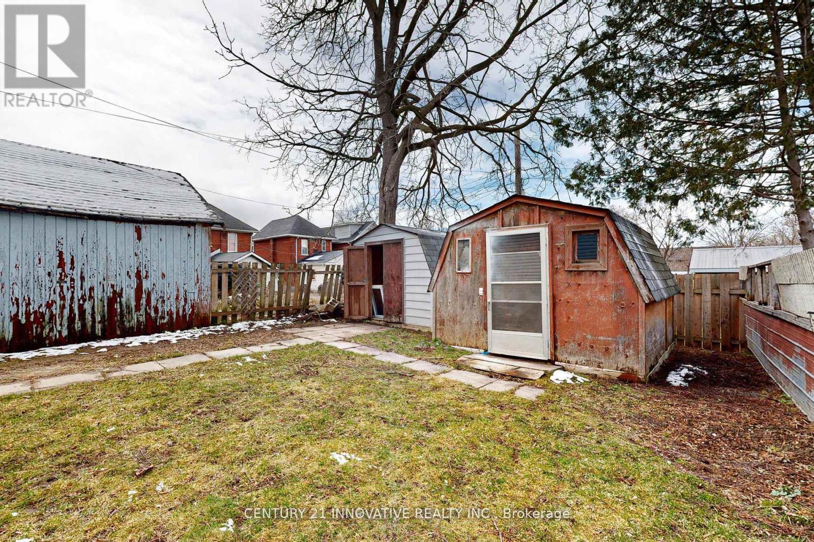 57 Olive Avenue, Peterborough Central (South), Ontario  K9J 3K0 - Photo 37 - X12327251