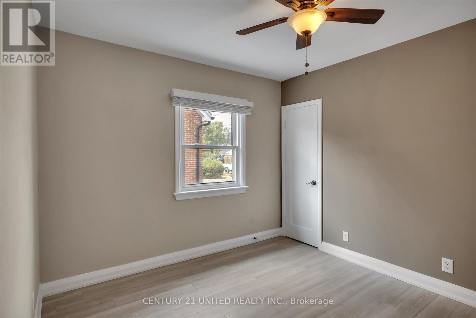 265 Swanston Avenue, Peterborough East (Central), Ontario  K9H 1P6 - Photo 20 - X12327546