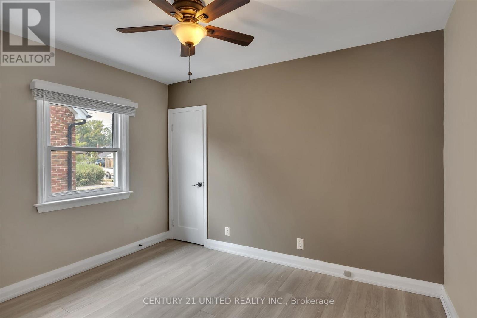 265 Swanston Avenue, Peterborough East (Central), Ontario  K9H 1P6 - Photo 21 - X12327546