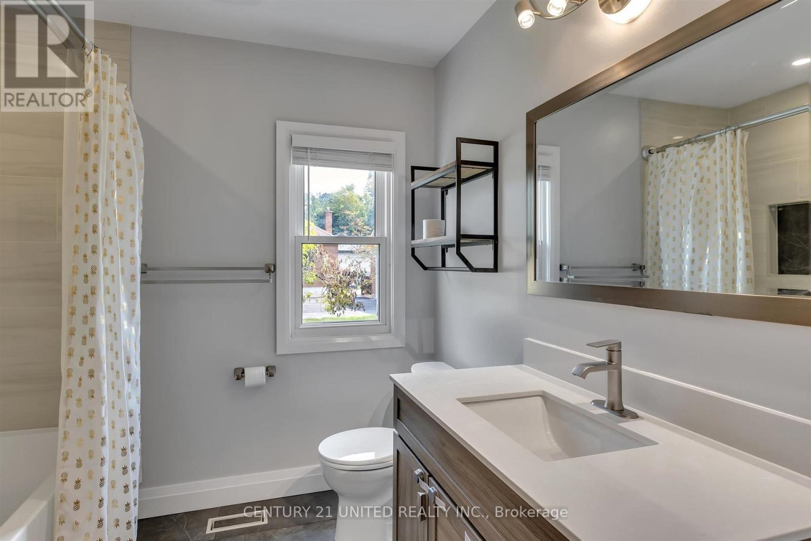 265 Swanston Avenue, Peterborough East (Central), Ontario  K9H 1P6 - Photo 23 - X12327546
