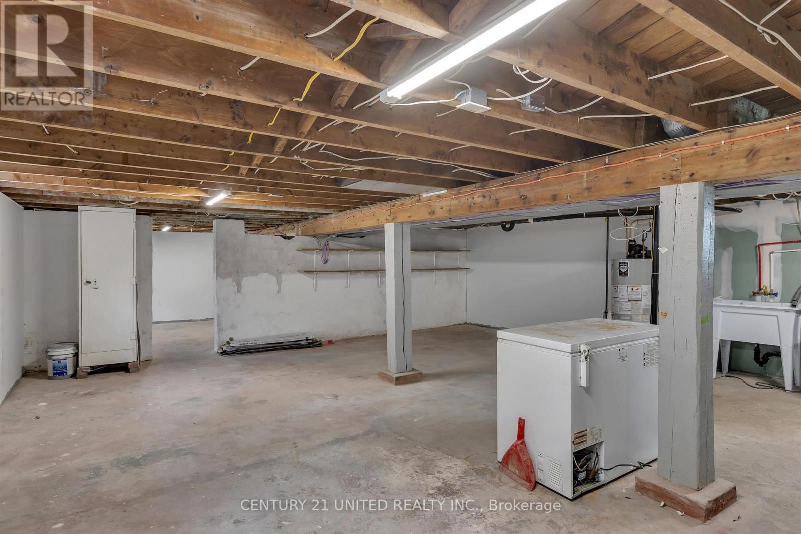 265 Swanston Avenue, Peterborough East (Central), Ontario  K9H 1P6 - Photo 32 - X12327546