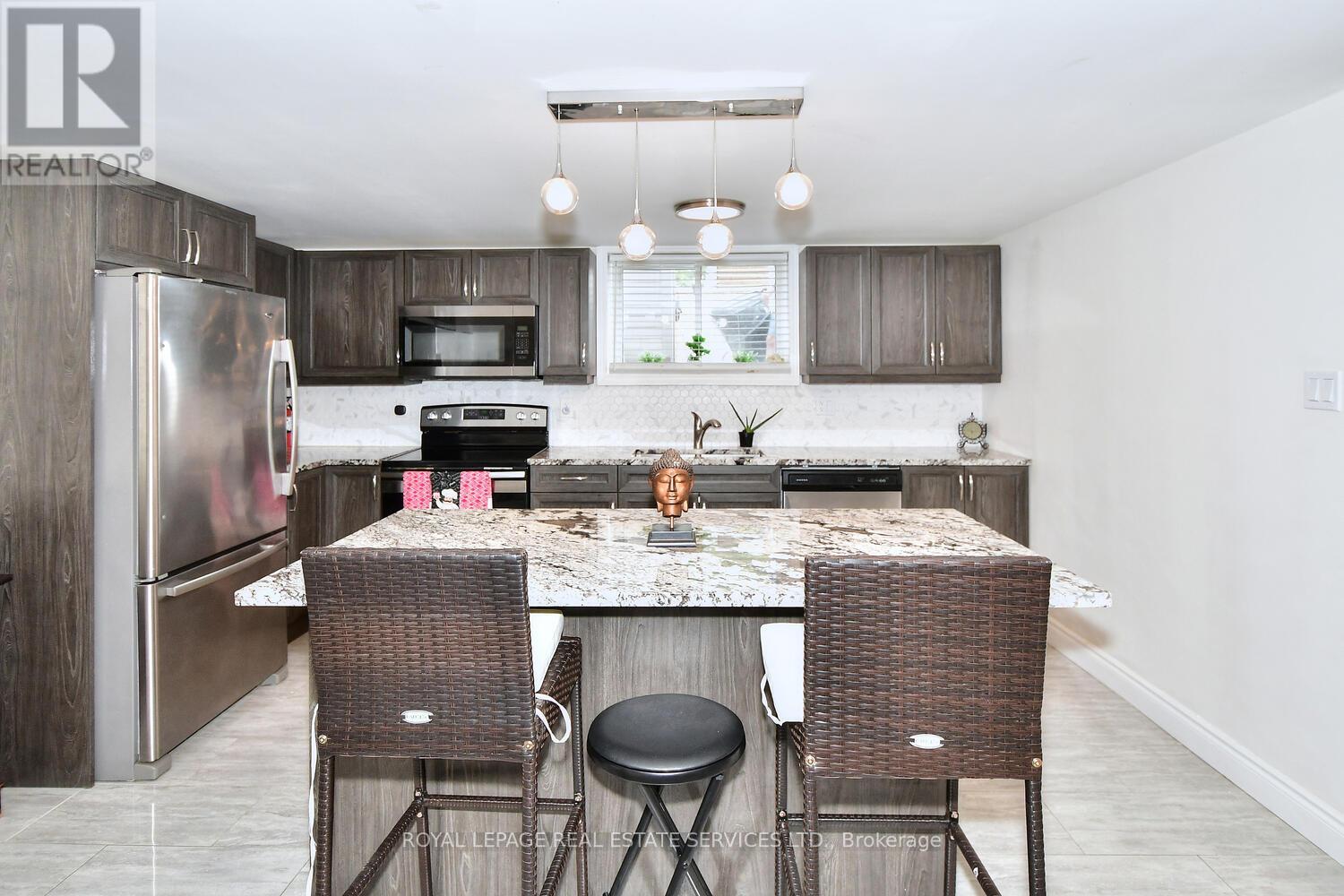 636 Frank Street, Peterborough Central (South), Ontario  K9J 4M9 - Photo 29 - X12327384