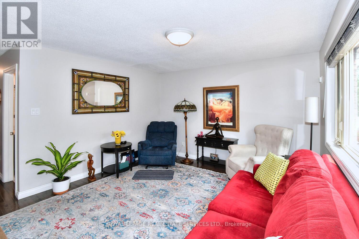 636 Frank Street, Peterborough Central (South), Ontario  K9J 4M9 - Photo 6 - X12327384