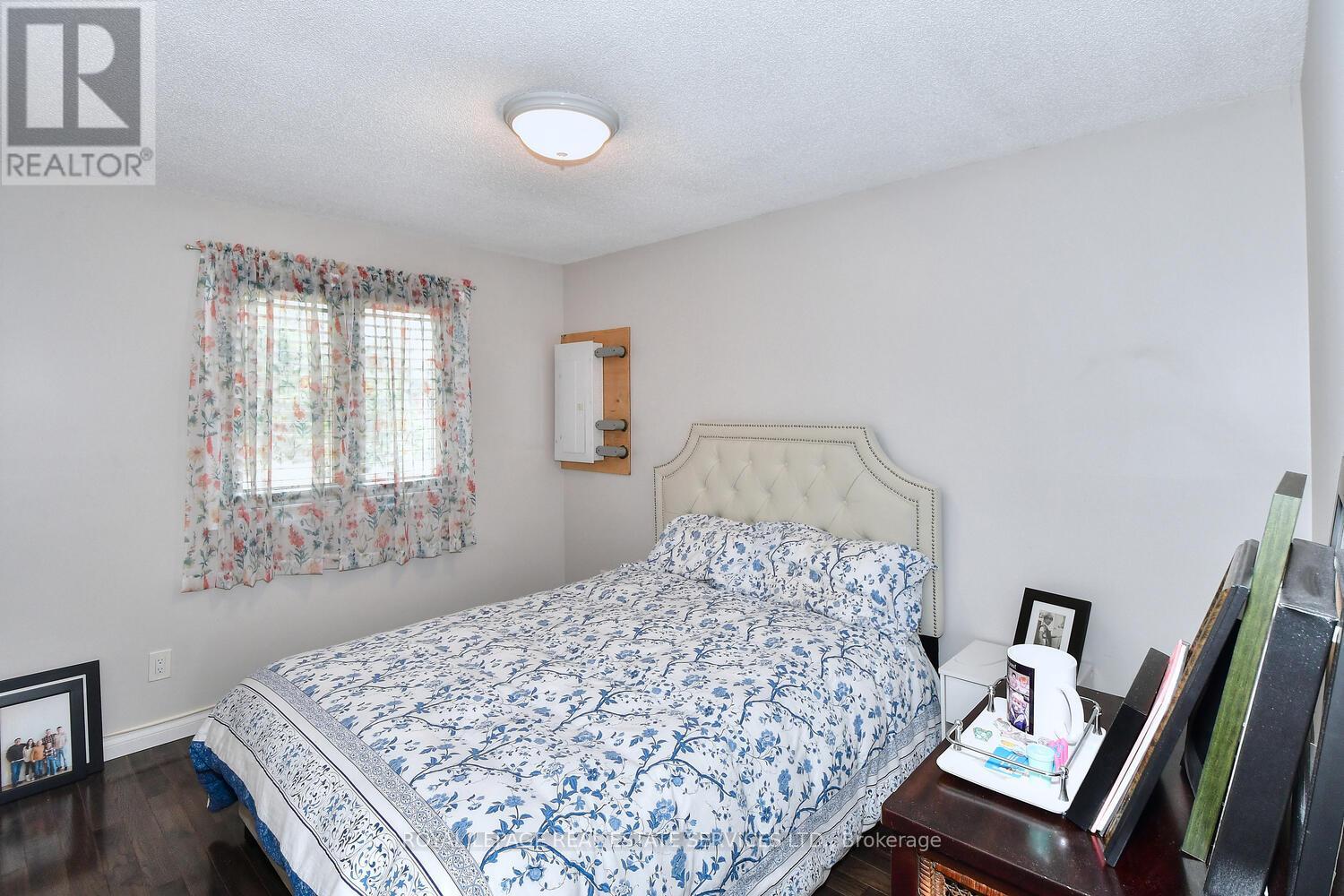 636 Frank Street, Peterborough Central (South), Ontario  K9J 4M9 - Photo 7 - X12327384