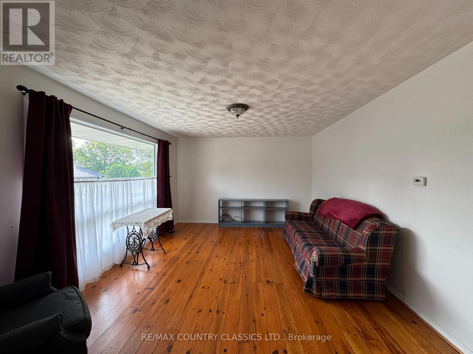 18 Sherbourne Street S, Bancroft (Bancroft Ward), Ontario  K0L 1C0 - Photo 10 - X12327739