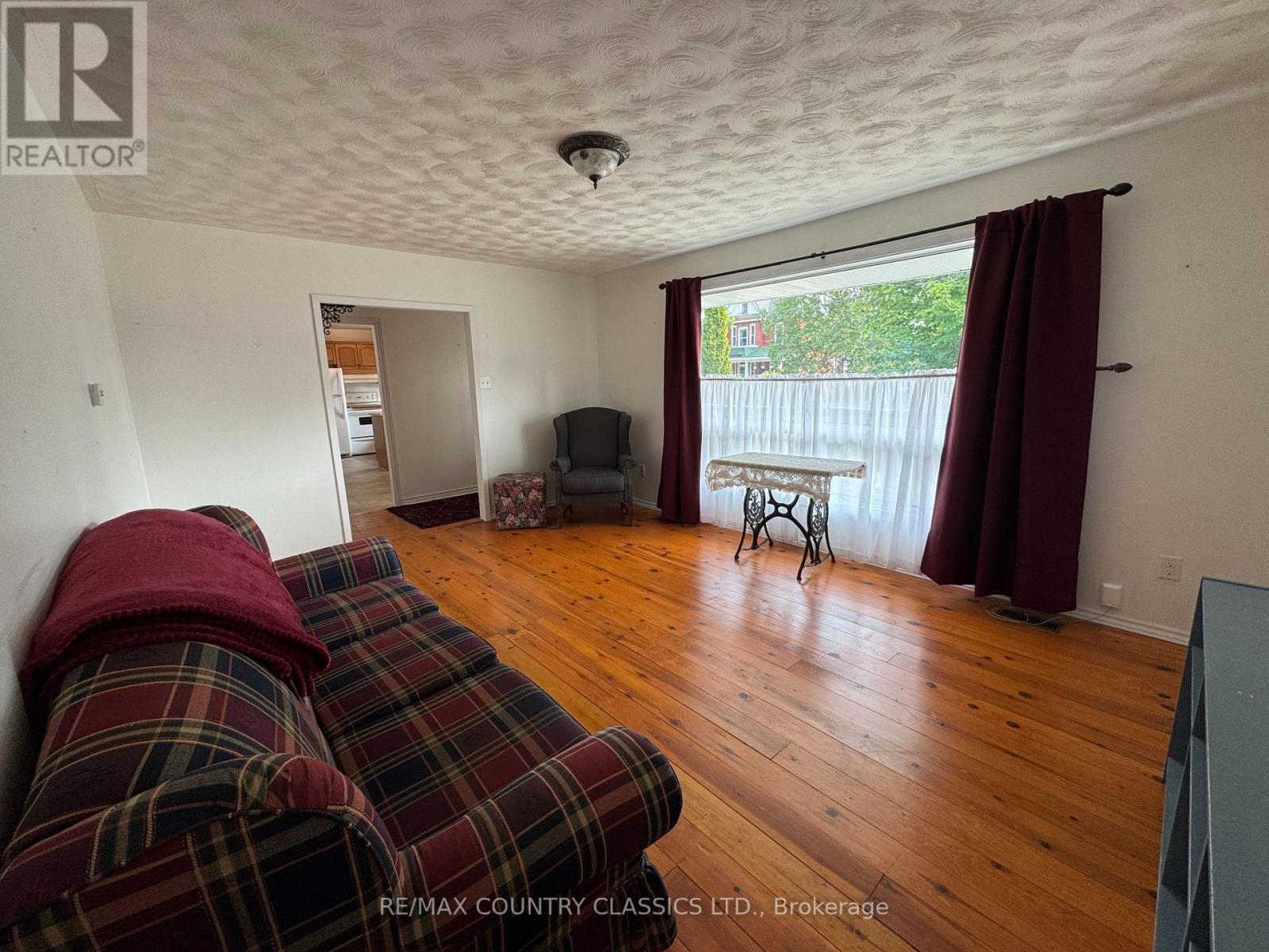 18 Sherbourne Street S, Bancroft (Bancroft Ward), Ontario  K0L 1C0 - Photo 11 - X12327739