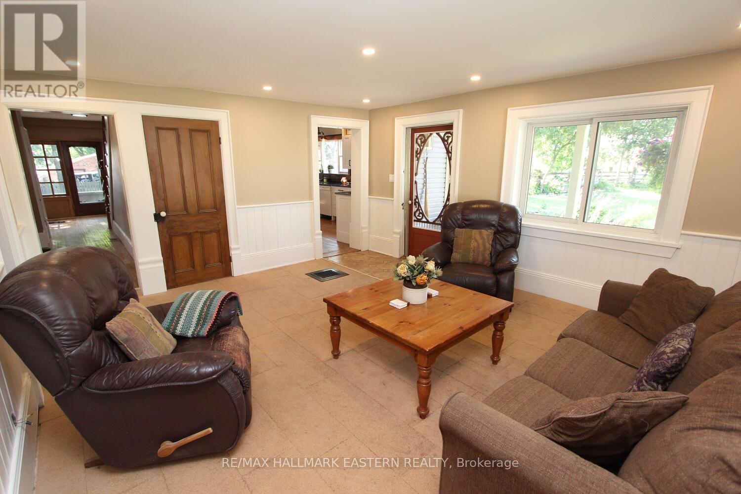 2 Mclean Avenue, Havelock-Belmont-Methuen (Havelock), Ontario  K0L 1Z0 - Photo 18 - X12327772