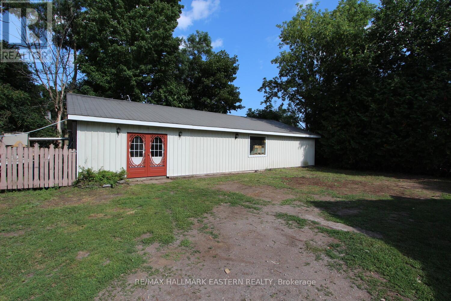 2 Mclean Avenue, Havelock-Belmont-Methuen (Havelock), Ontario  K0L 1Z0 - Photo 36 - X12327772