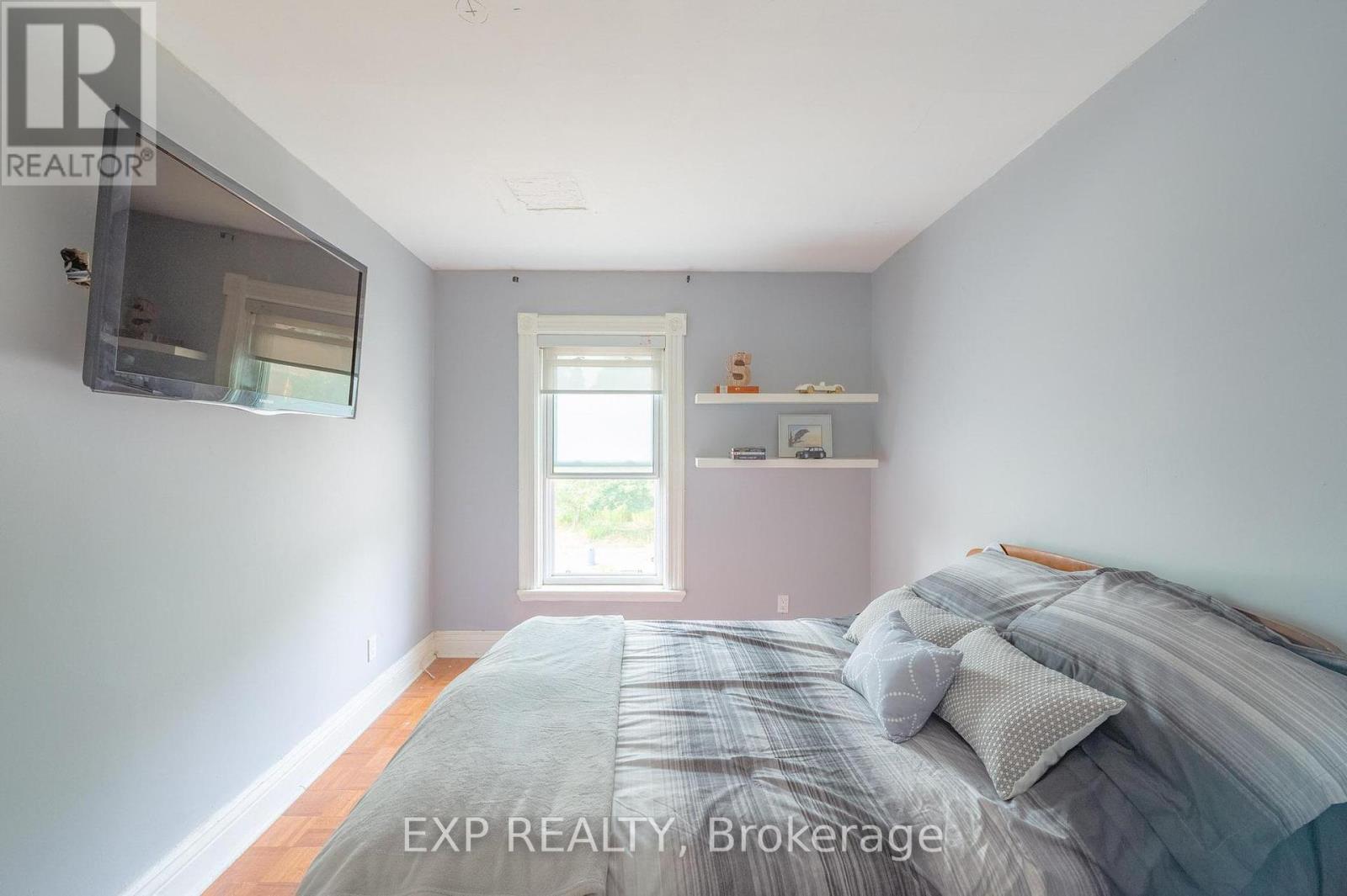 577 Bolivar Street, Peterborough Central (Old West End), Ontario  K9J 4R9 - Photo 21 - X12328019