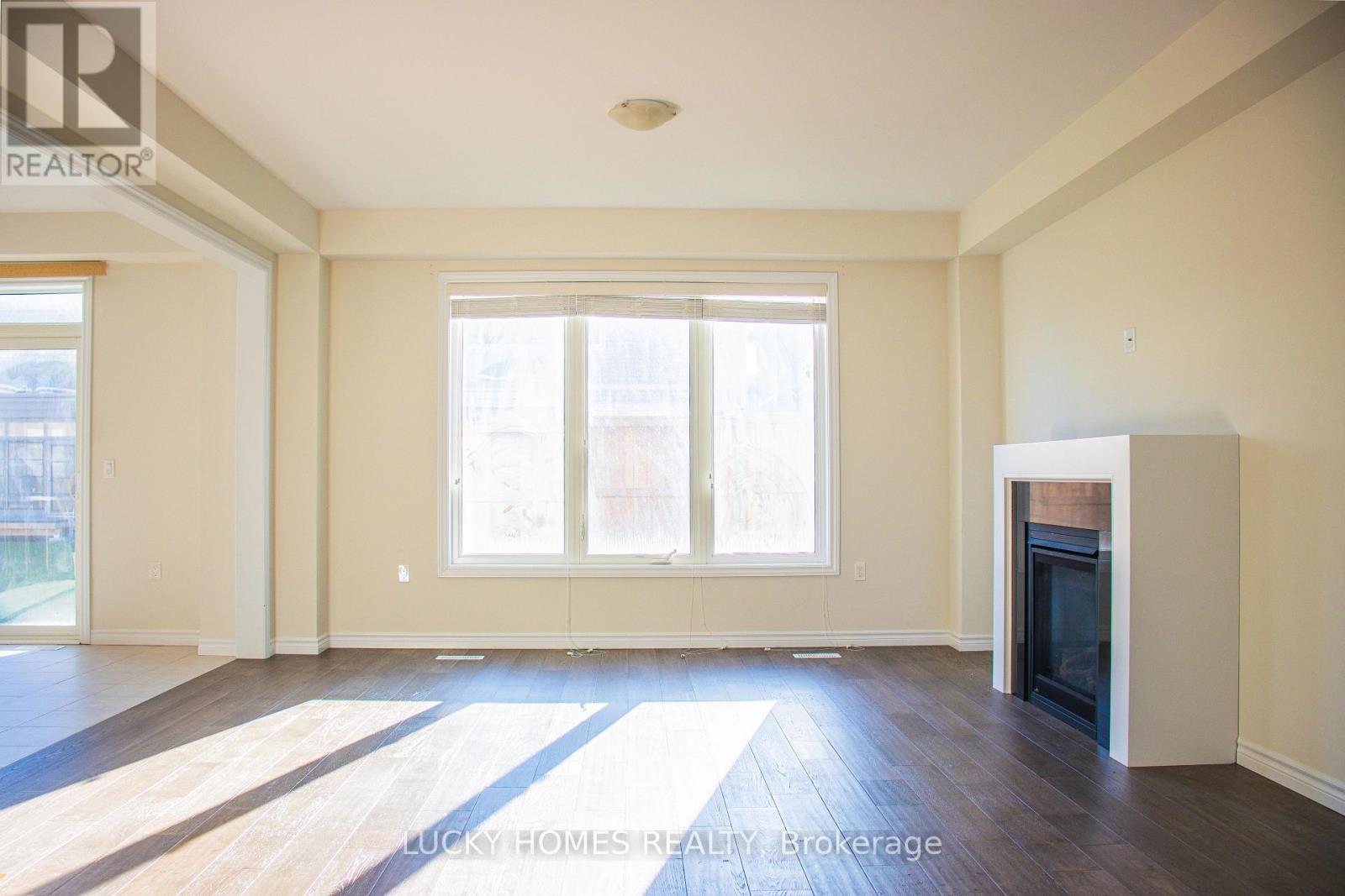 643 Lemay Grove, Peterborough North (North), Ontario  K9K 0G9 - Photo 12 - X12328901