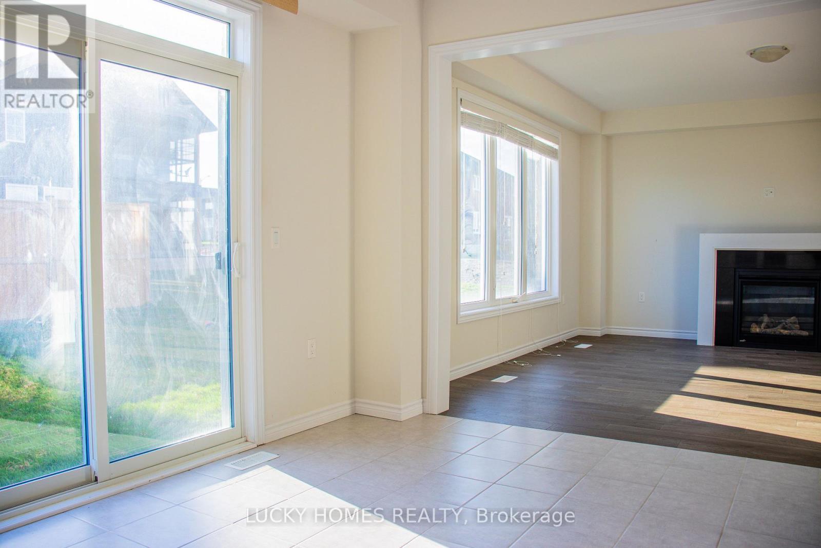 643 Lemay Grove, Peterborough North (North), Ontario  K9K 0G9 - Photo 14 - X12328901
