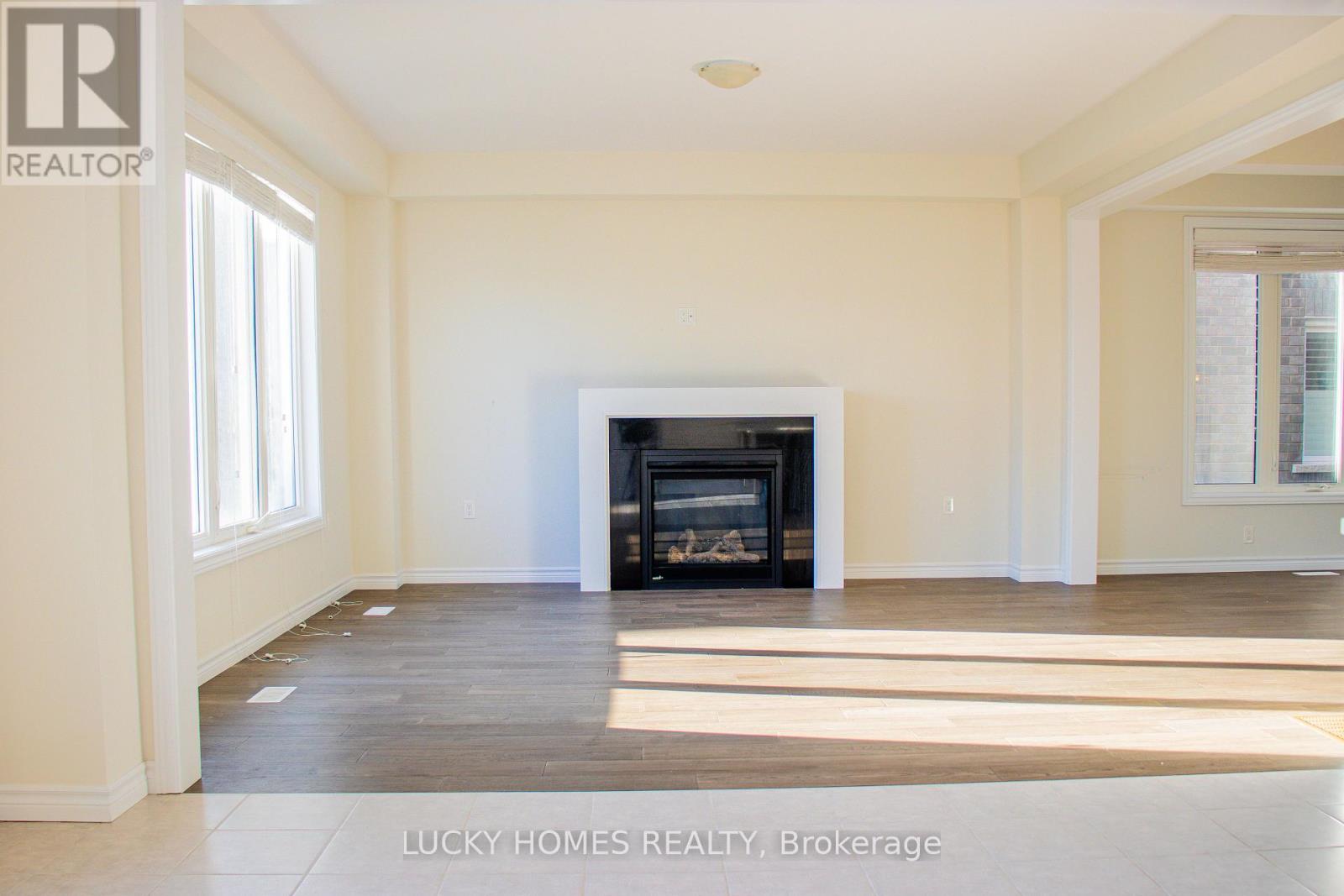643 Lemay Grove, Peterborough North (North), Ontario  K9K 0G9 - Photo 15 - X12328901