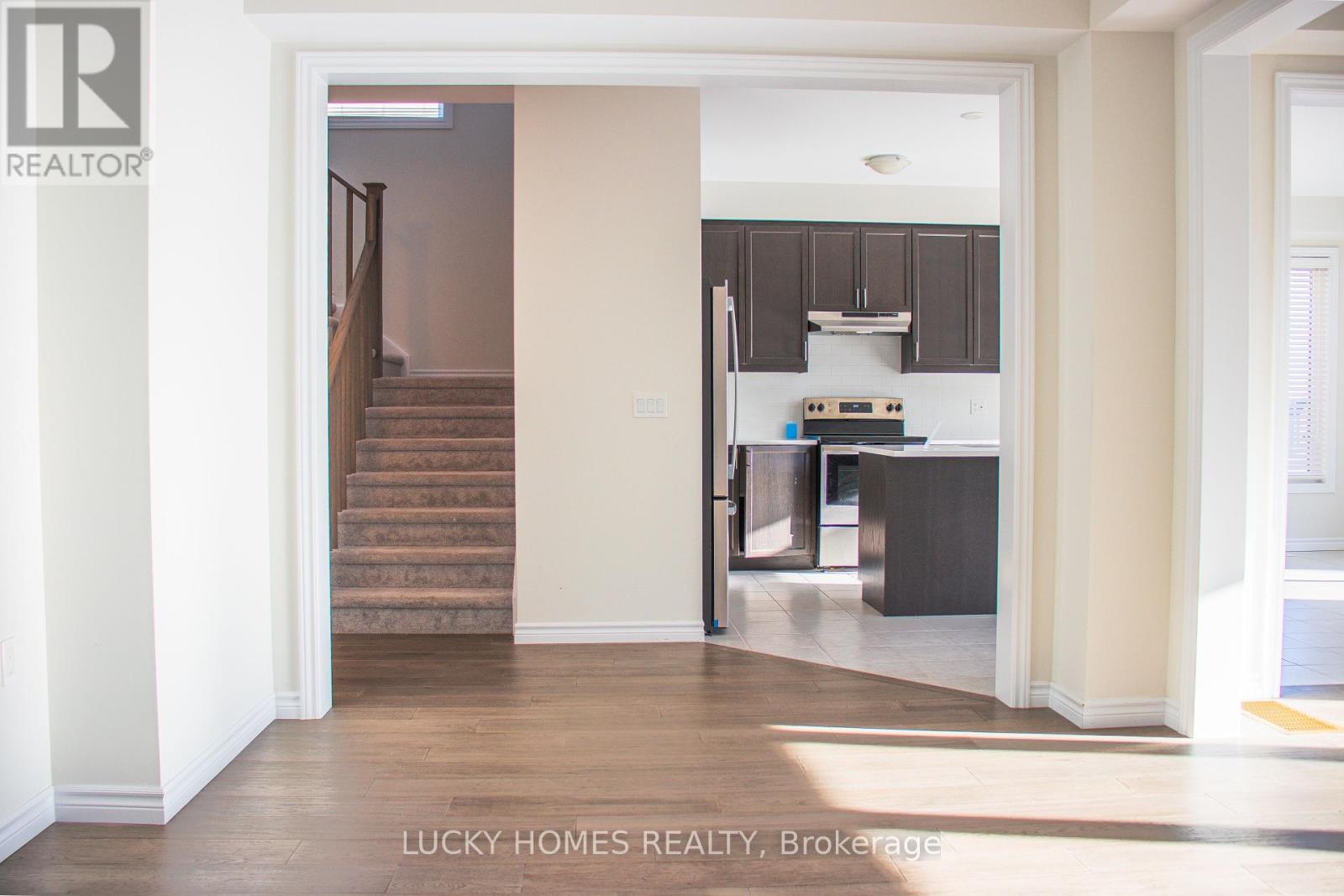 643 Lemay Grove, Peterborough North (North), Ontario  K9K 0G9 - Photo 24 - X12328901