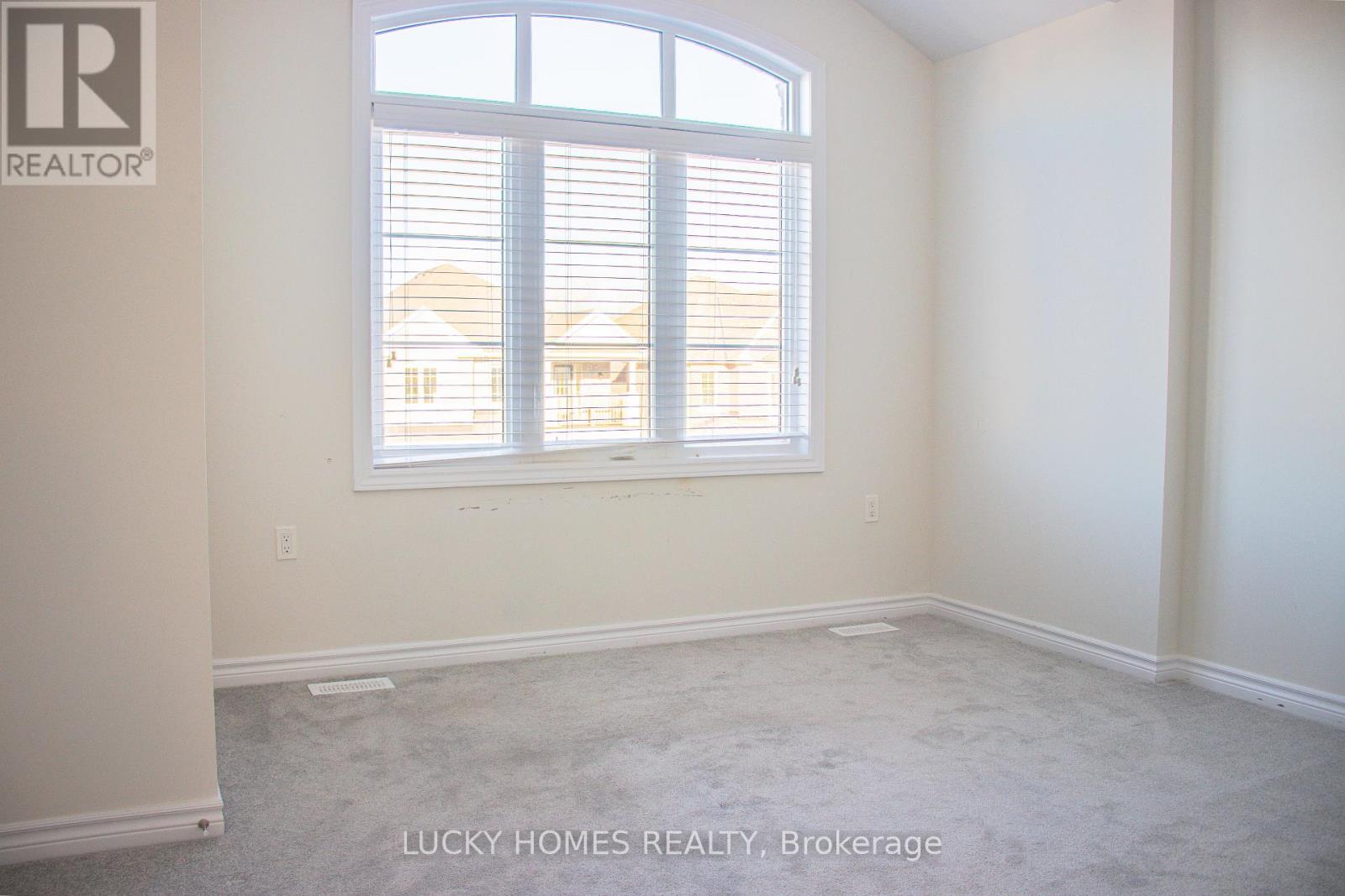 643 Lemay Grove, Peterborough North (North), Ontario  K9K 0G9 - Photo 34 - X12328901