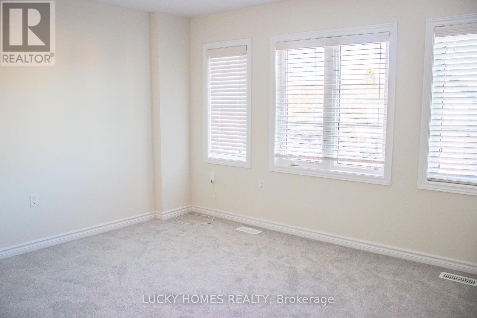 643 Lemay Grove, Peterborough North (North), Ontario  K9K 0G9 - Photo 35 - X12328901