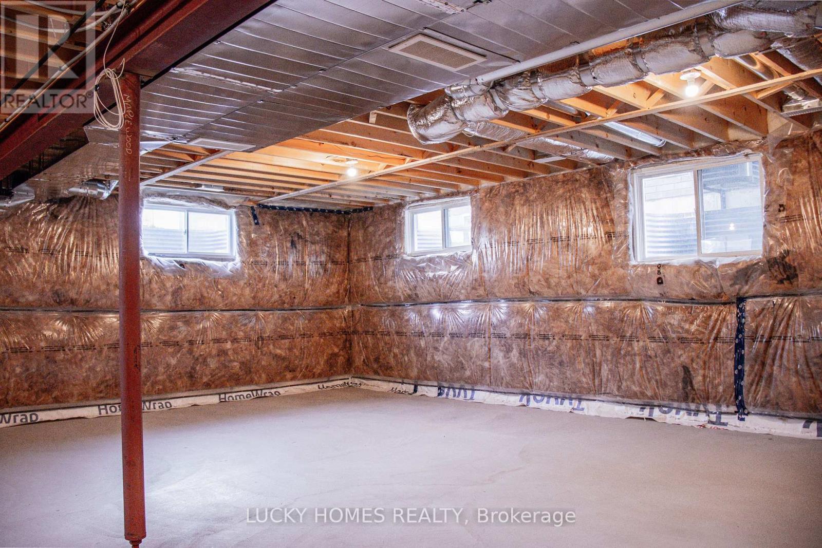 643 Lemay Grove, Peterborough North (North), Ontario  K9K 0G9 - Photo 41 - X12328901