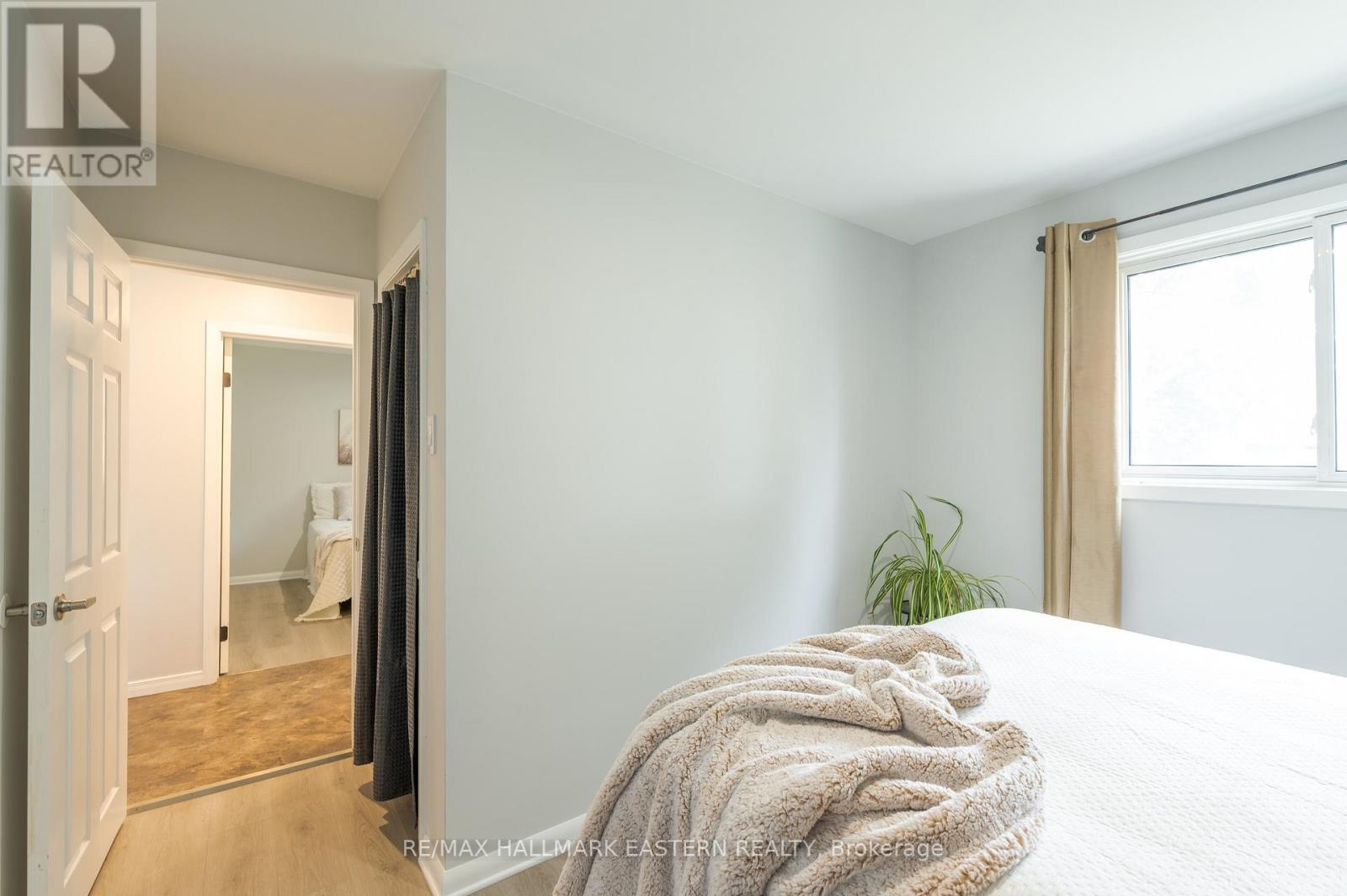 1128 Algonquin Boulevard, Peterborough North (Central), Ontario  K9H 6N2 - Photo 19 - X12329023