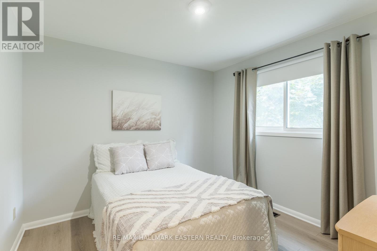 1128 Algonquin Boulevard, Peterborough North (Central), Ontario  K9H 6N2 - Photo 20 - X12329023