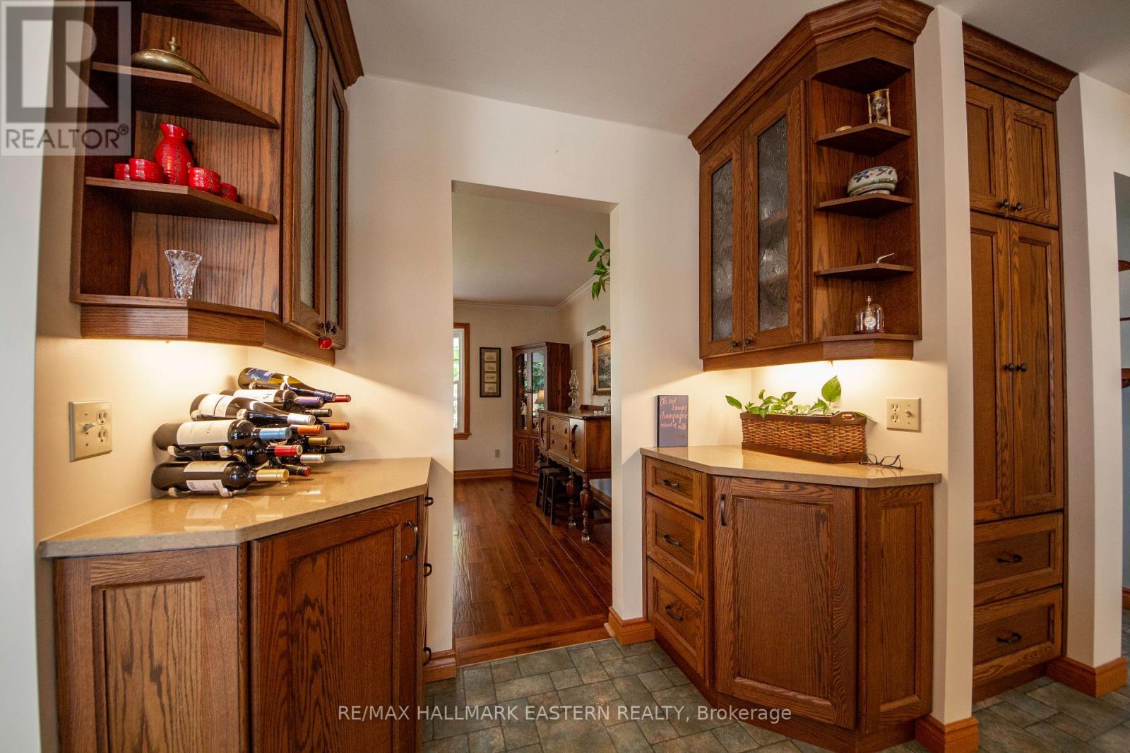 920 Westlake Drive, Selwyn, Ontario  K0L 1H0 - Photo 14 - X12329262
