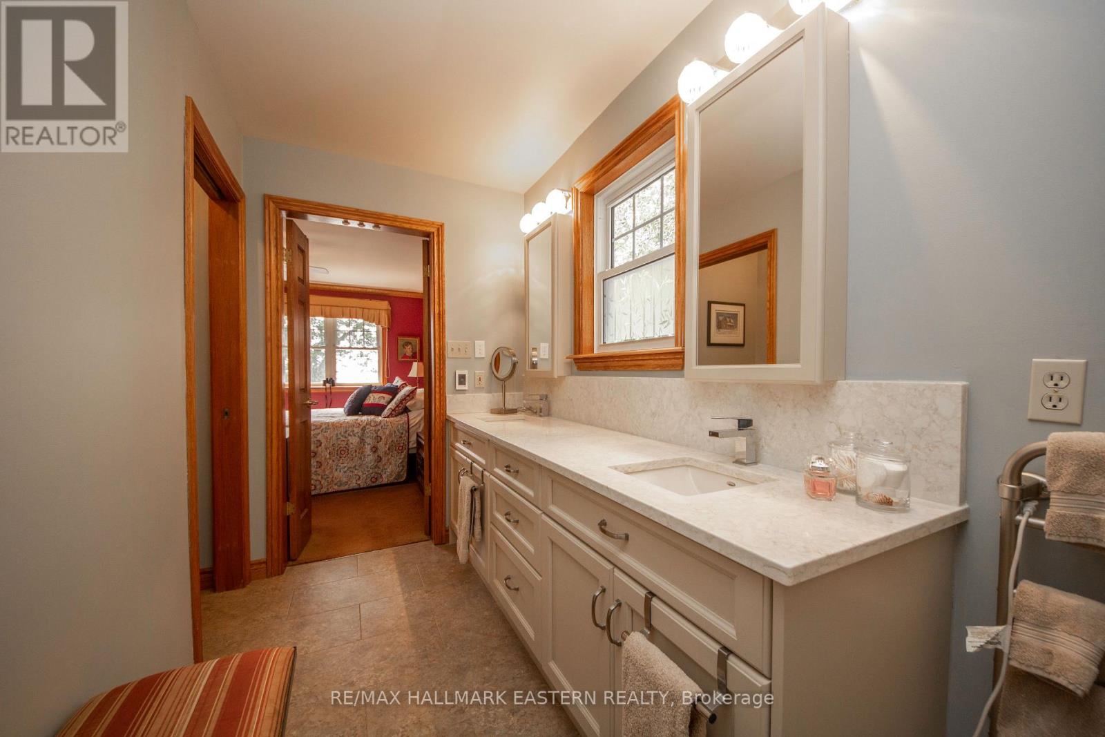 920 Westlake Drive, Selwyn, Ontario  K0L 1H0 - Photo 22 - X12329262