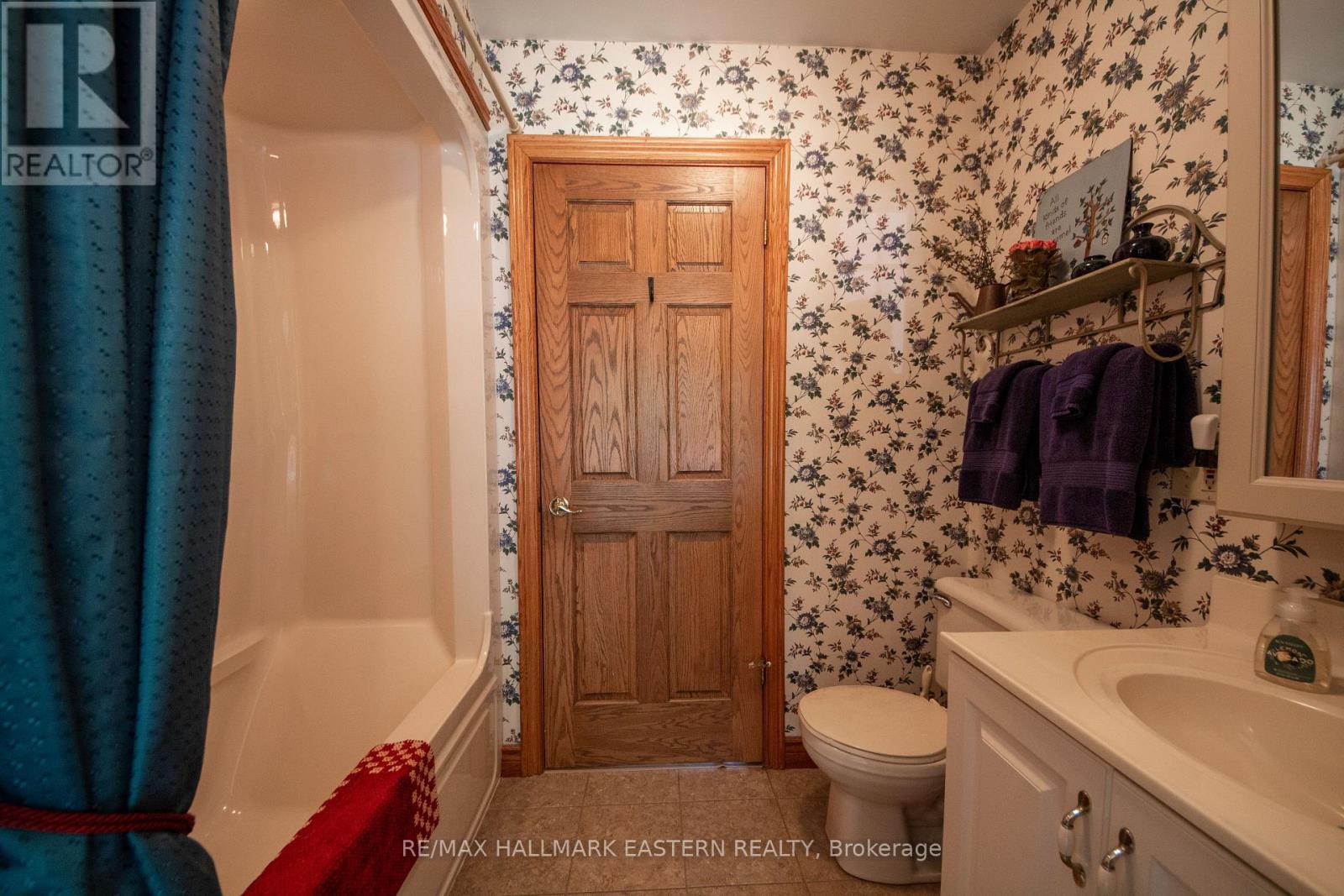 920 Westlake Drive, Selwyn, Ontario  K0L 1H0 - Photo 25 - X12329262