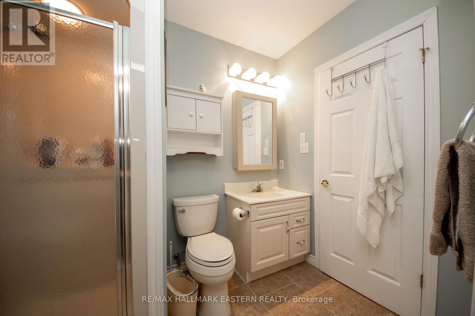920 Westlake Drive, Selwyn, Ontario  K0L 1H0 - Photo 34 - X12329262