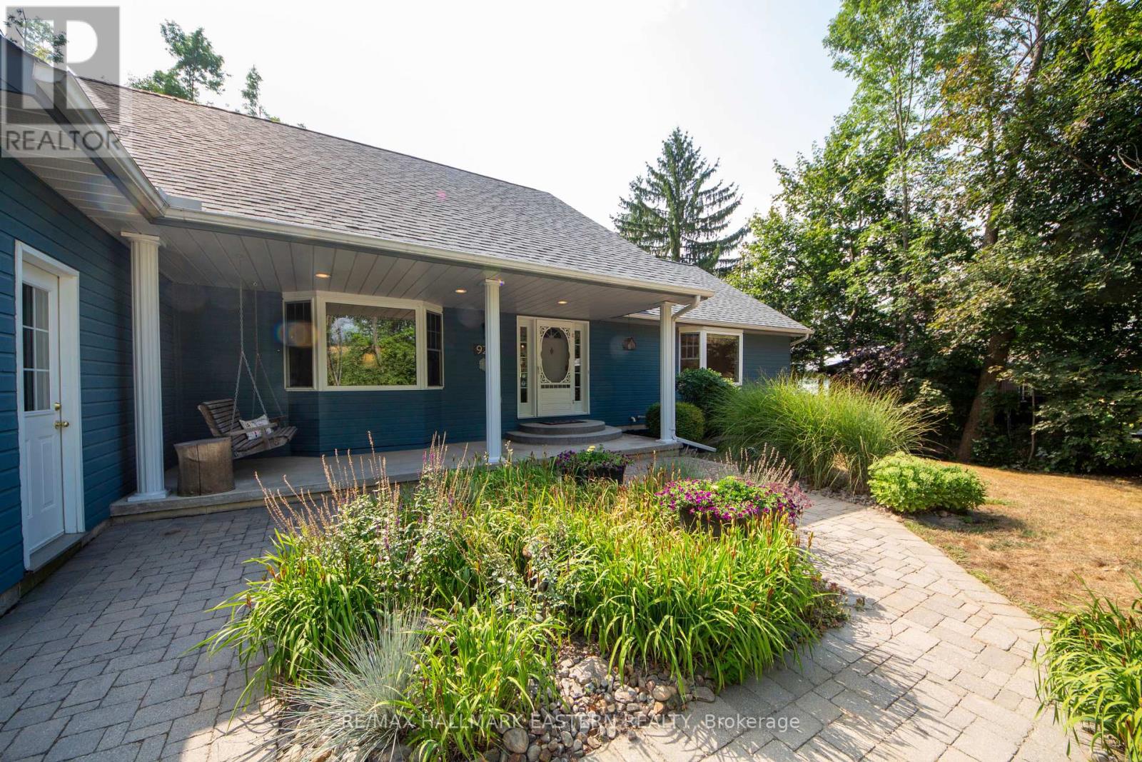920 Westlake Drive, Selwyn, Ontario  K0L 1H0 - Photo 38 - X12329262