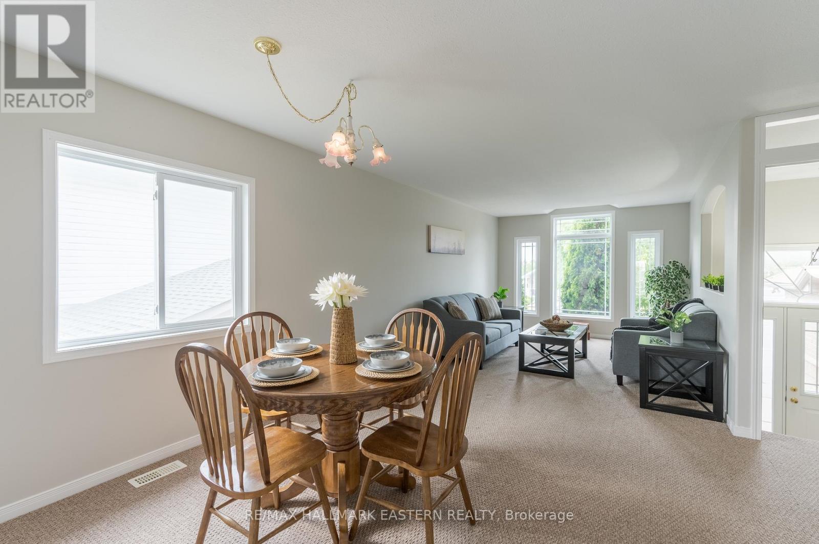 655 Trailview Drive, Peterborough South (East), Ontario  K9J 8P3 - Photo 11 - X12329414