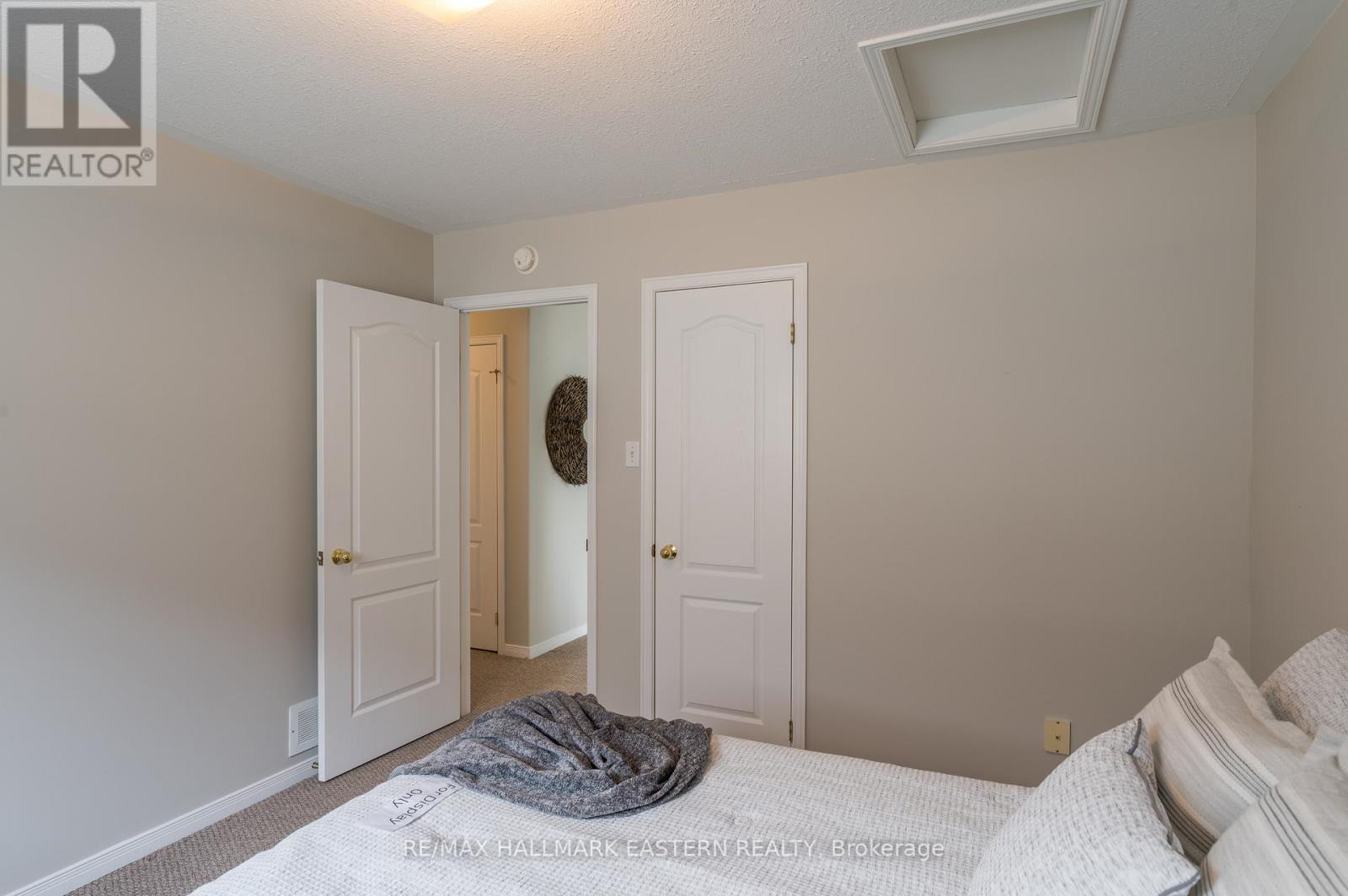 655 Trailview Drive, Peterborough South (East), Ontario  K9J 8P3 - Photo 25 - X12329414