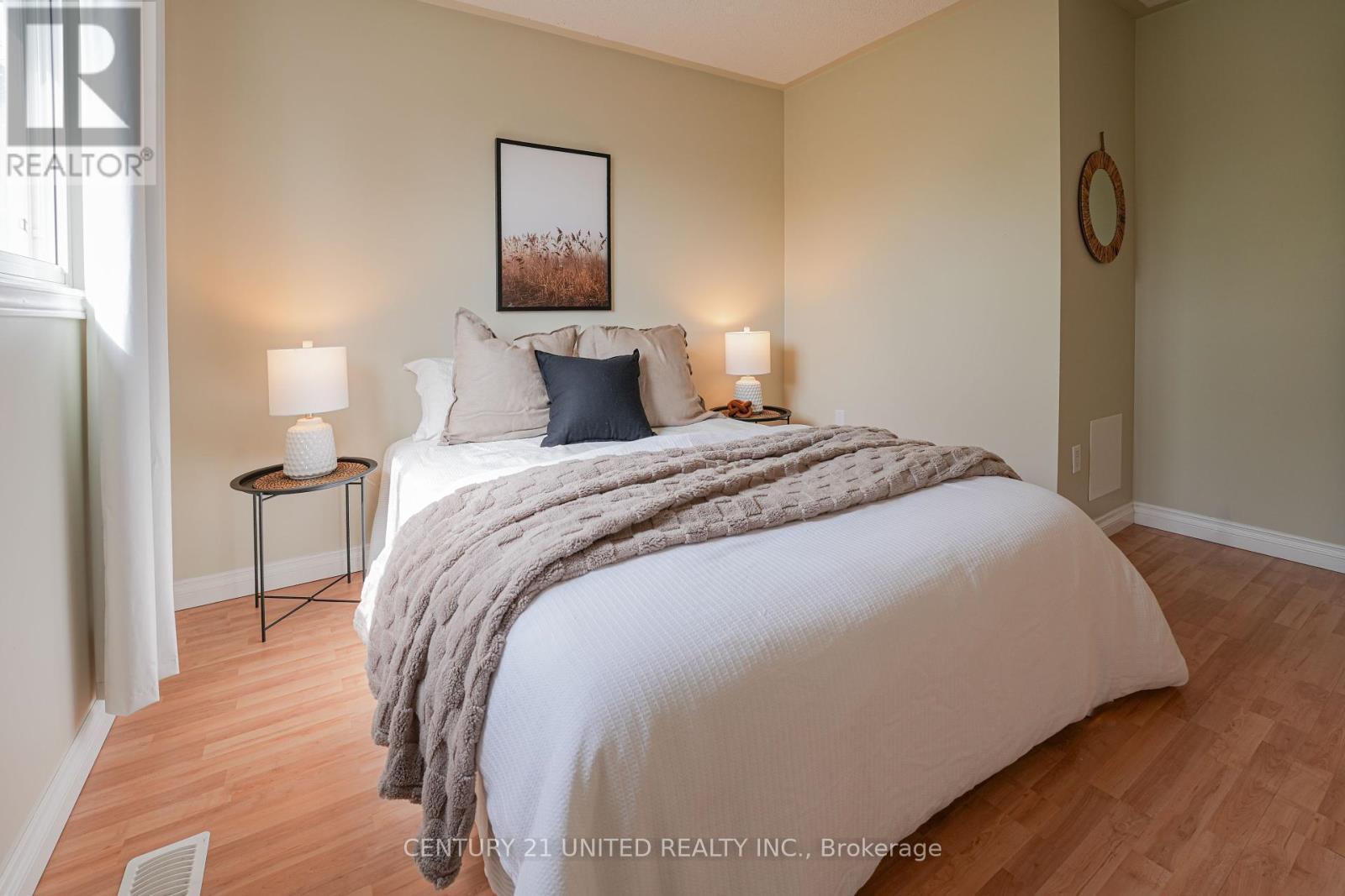 569 Westman Avenue, Peterborough West (South), Ontario  K9K 2H3 - Photo 25 - X12329466