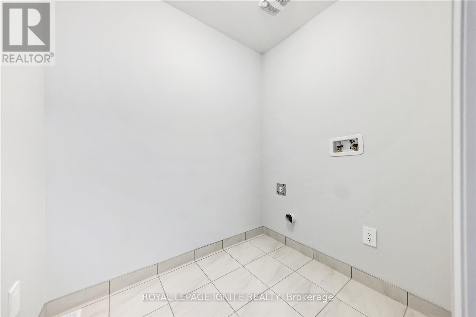 Unknown Address, ,     - Photo 34 - X12329515