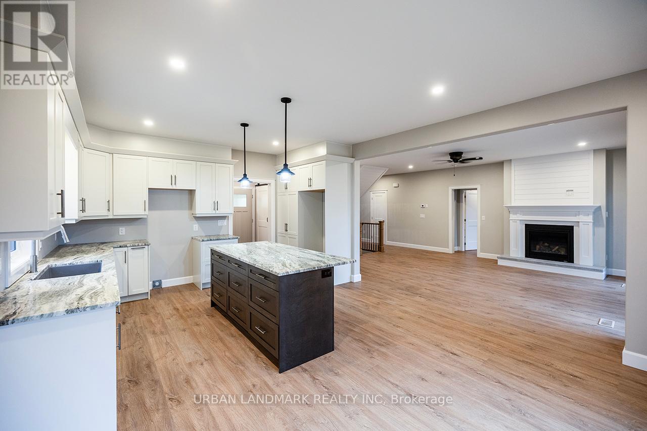 214 Aberdeen Avenue, Peterborough North (South), Ontario  K9H 3Y1 - Photo 12 - X12329658