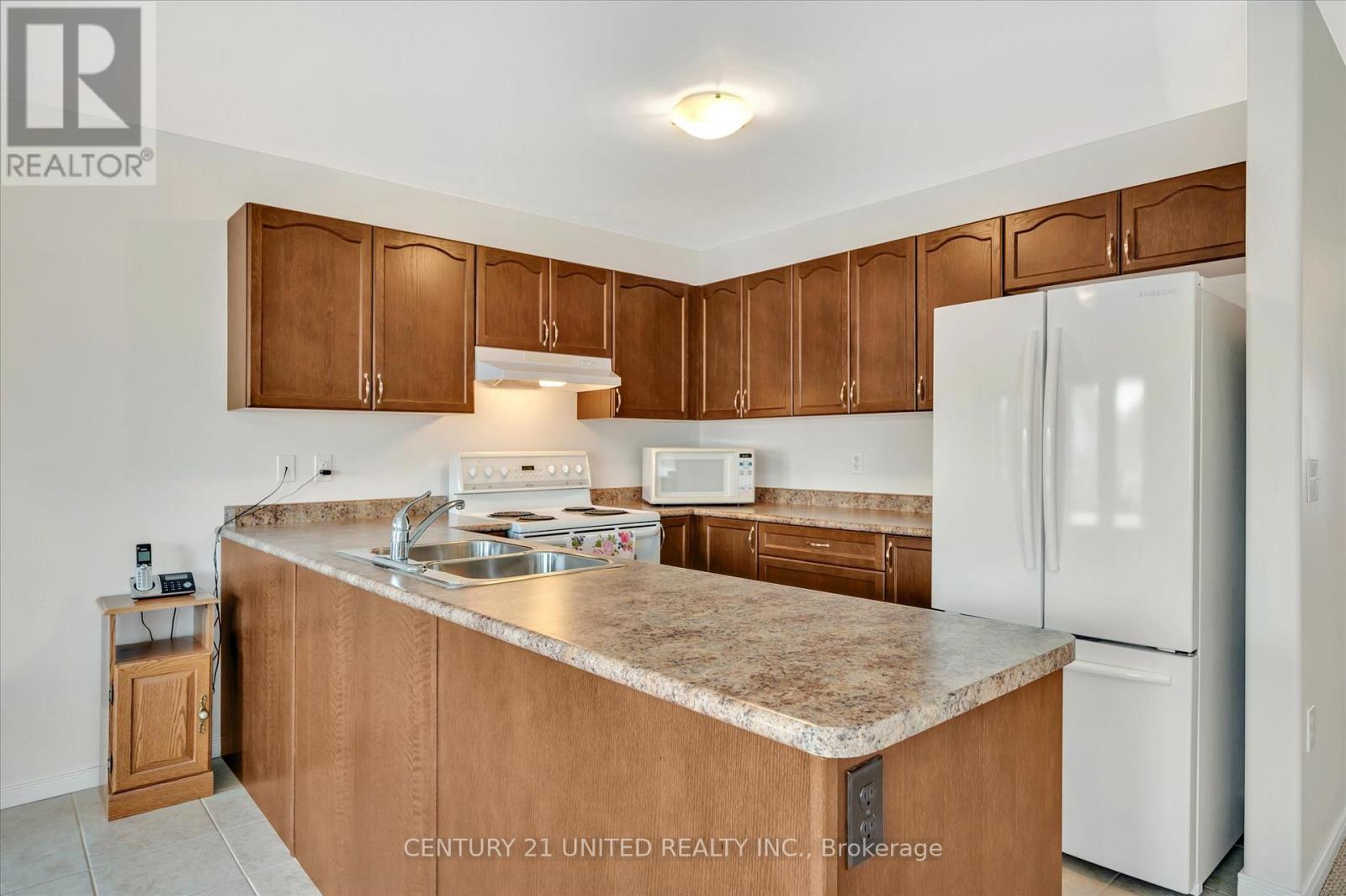 2691 Foxmeadow Road, Peterborough East (South), Ontario  K9L 0A8 - Photo 14 - X12329721
