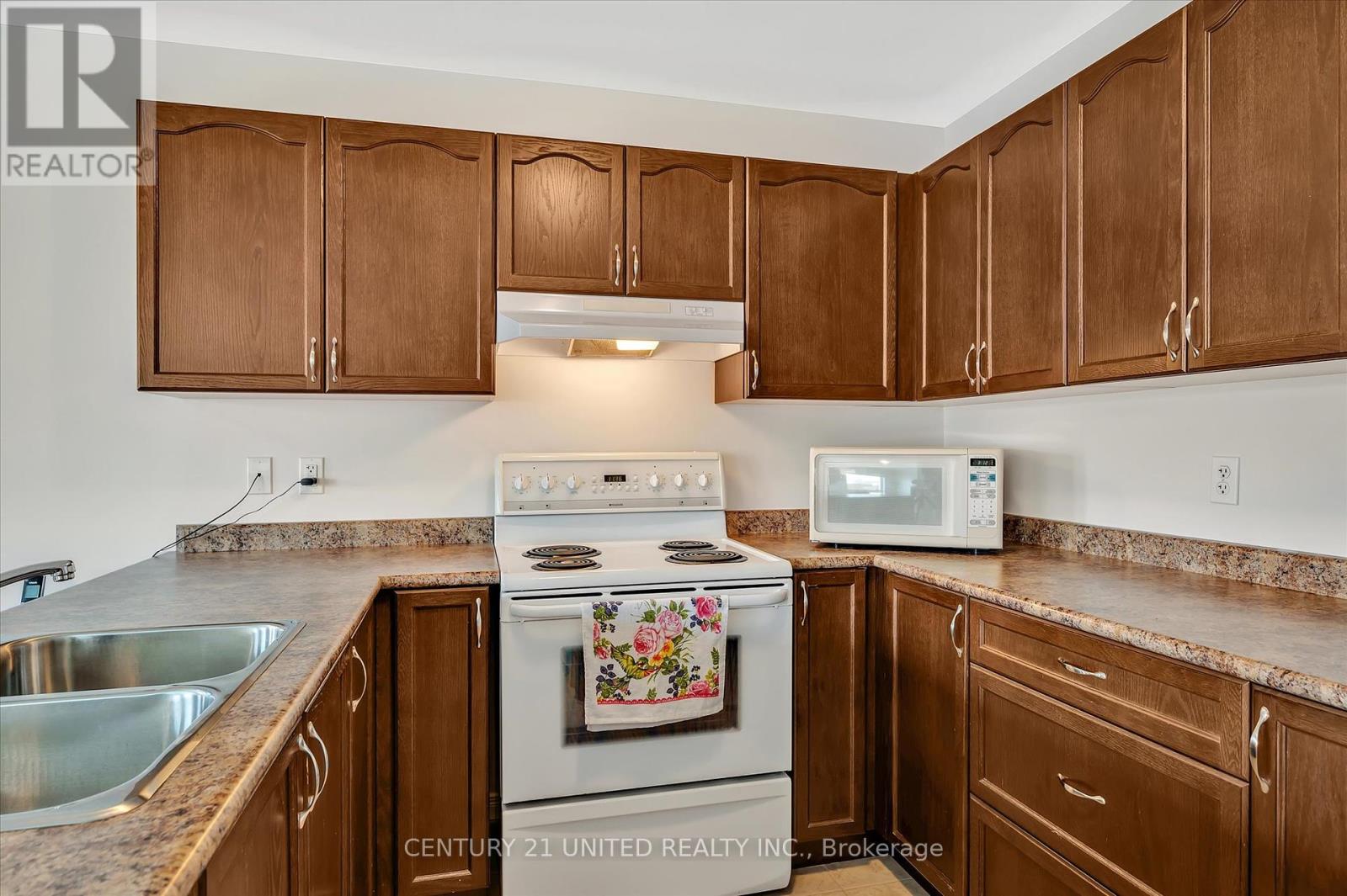 2691 Foxmeadow Road, Peterborough East (South), Ontario  K9L 0A8 - Photo 15 - X12329721