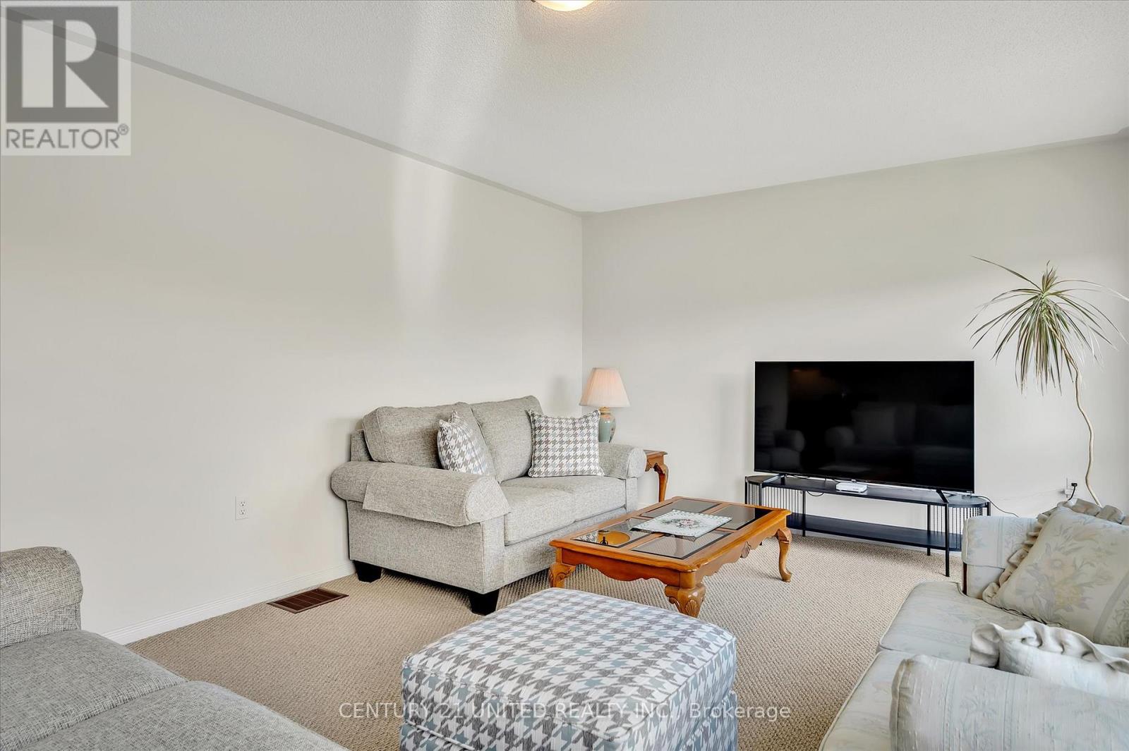 2691 Foxmeadow Road, Peterborough East (South), Ontario  K9L 0A8 - Photo 22 - X12329721