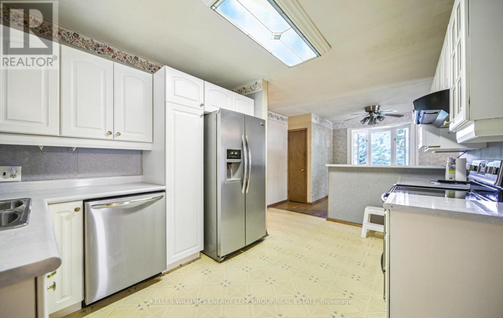 95 Orchard Heights Drive, Clarington (Newcastle), Ontario  L1B 1J7 - Photo 11 - E12330007