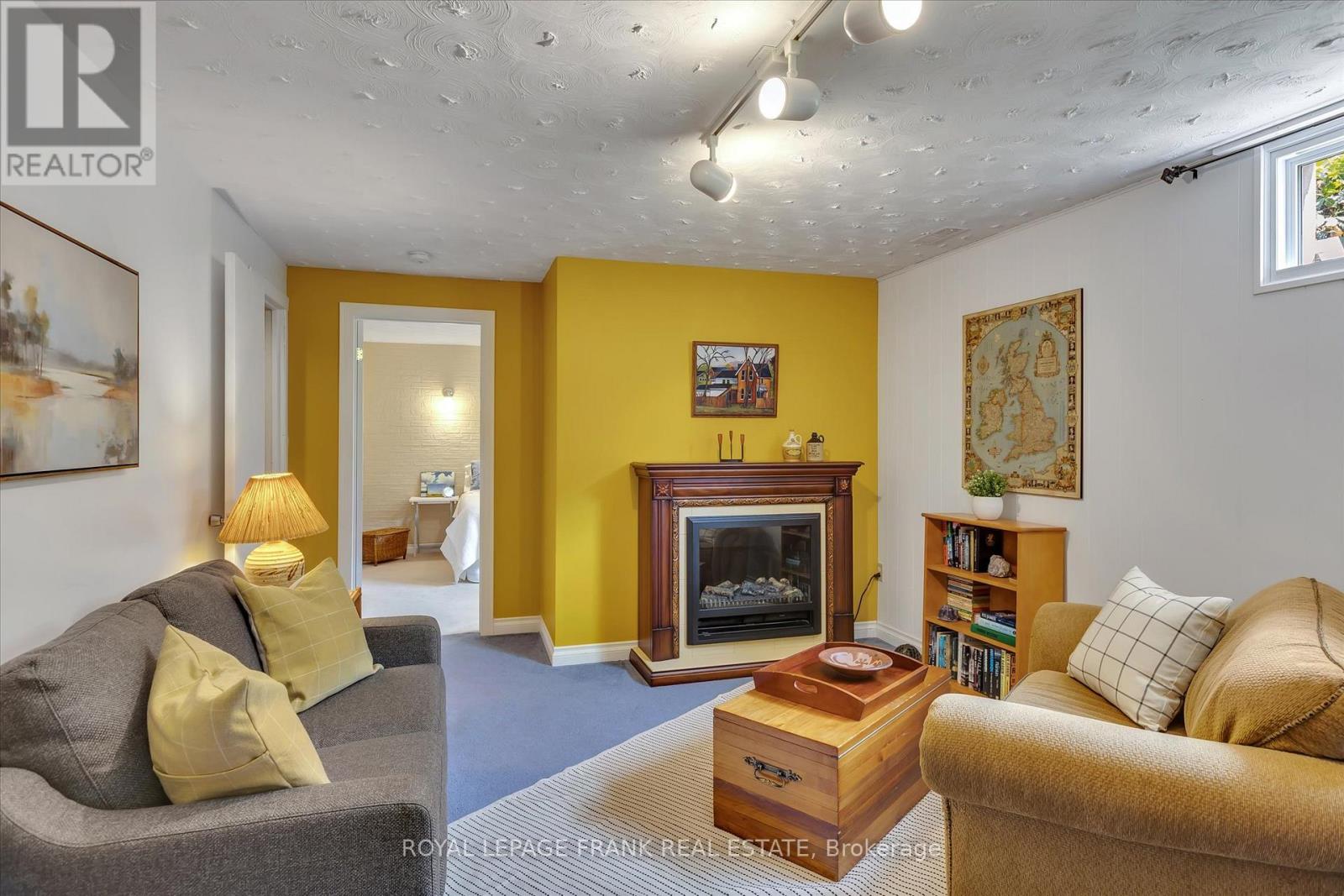 1289 Algonquin Boulevard, Peterborough North (Central), Ontario  K9H 6N1 - Photo 17 - X12329819