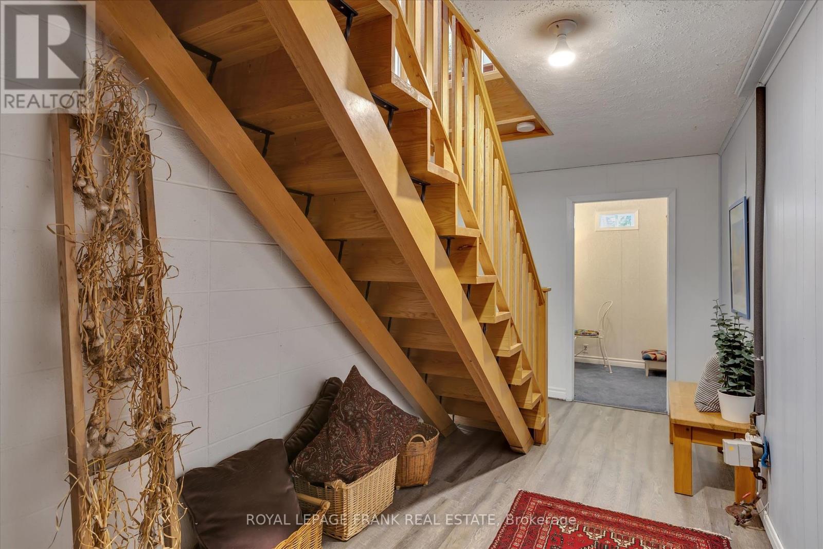 1289 Algonquin Boulevard, Peterborough North (Central), Ontario  K9H 6N1 - Photo 27 - X12329819