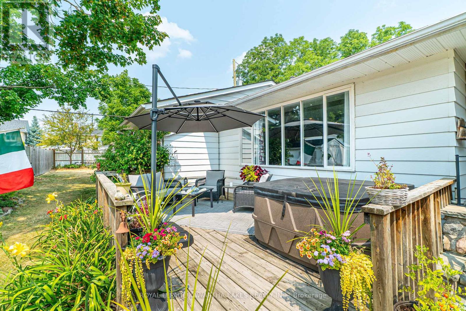 6 Roosevelt Street, Kawartha Lakes (Lindsay), Ontario  K9V 2X7 - Photo 38 - X12329863
